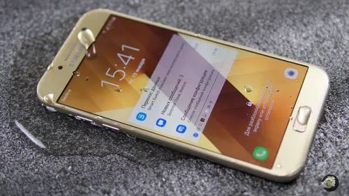 Samsung Galaxy A5 Обои на телефон мобильный телефон на столе