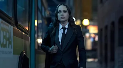 Elliot Page's Umbrella Academy Costars Share Their Love as He Comes Out as  Transgender
