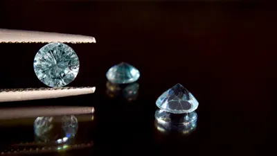 Как узнать возраст алмазов и секрет алмаза - матрёшки. | Планета Земля |  Дзен