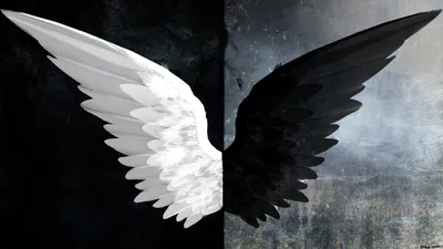 Ангел смерти с черными крыльями и демоническими огненными глазами стоит со  своим волшебным мечом. | Премиум Фото
