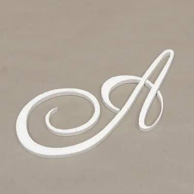 Белая буква a логотип на красном фоне Иллюстрация вектора - иллюстрации  насчитывающей купель, литерность: 156769559
