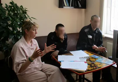Представители «Анонимных наркоманов» провели встречу с родственниками лиц,  проходящих реабилитацию в «Урале без наркотиков»: Пресс-релизы: Облгазета