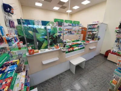 Круглосуточная аптека - Москва, Внуково, Терминал А, 2 этаж, около стойки  регистрации № 140, рядом с метро Юго-Западная (№77-051)