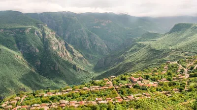 Сапбординг в Армении — на Азатском водохранилище | Барев Армения Тур