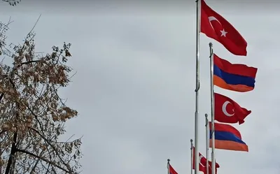 карта и флаг армении. большая группа людей в форме цвета армянского флага  для создания карты. Иллюстрация вектора - иллюстрации насчитывающей нация,  создайтесь: 216530836