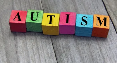Что такое аутизм, в чем его причины? | Репортер