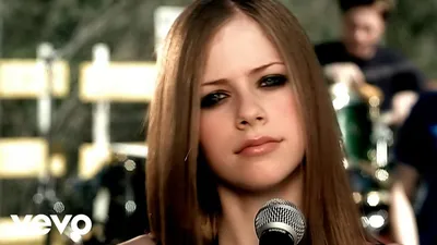Avril Lavigne: Little Miss Can't Be Wrong