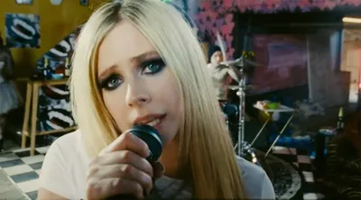 Avril Lavigne - Концертное агентство Booking Stars Ltd. букинг артистов -  райдер - контакты - цена выступления.