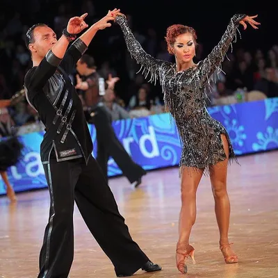 dancesport.ru // #танцы #латина #ballroom #ballroomdance #dance #latin  #dancesport #latindress #danceshoes #standard | Ballroom dance, Dance  pictures, Latin dress