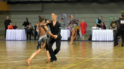 Бальные танцы, латина,девушка» — создано в Шедевруме