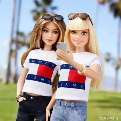 Куклу Barbie выпустят в образе создателя вакцины AstraZeneca (фото, видео)  | Шарий.net