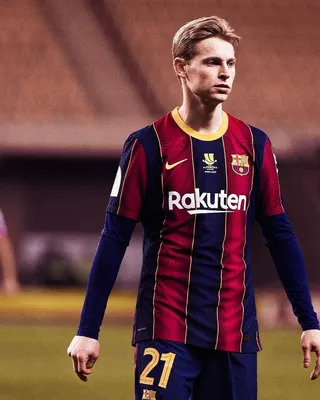 Барселона» требует от Nike улучшить условия спонсорского контракта -  Ведомости.Спорт