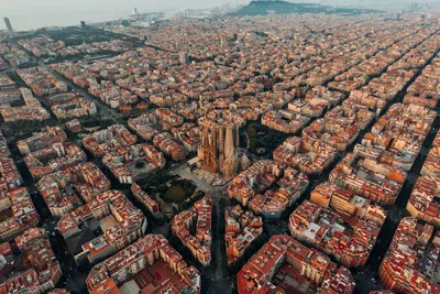 Барселона в апреле: отдых и погода в Барселоне (Испания)