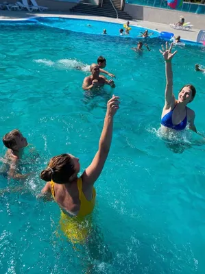 Польза плавания в бассейне: зимой и летом - Intercom Киев