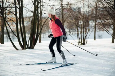 Почему беговые лыжи с камусом так популярны? — блог Планета Спорт
