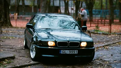 Первая \"бэха-семерка\". BMW 7 E23. Акула бизнеса и совершенства | Видео  Bamper.by