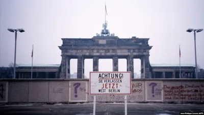 В Тбилиси установлен фрагмент Берлинской стены - SOVA