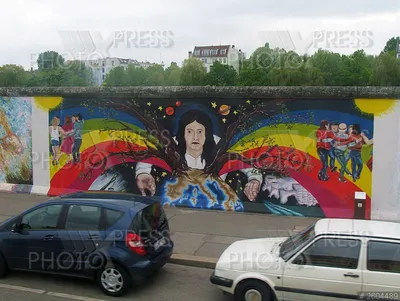 Прыгуны через Берлинскую стену — Википедия