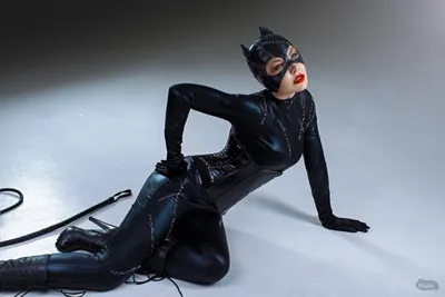 Бэтмен решил удовлетворить Женщину-кошку ртом и попал под запрет |  Gamebomb.ru