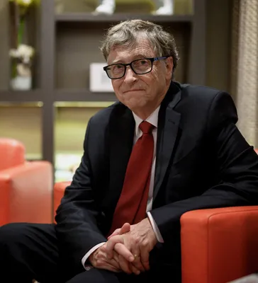 Билл Гейтс: мир перейдет на трехдневную рабочую неделю из-за развития ИИ -  KP.RU