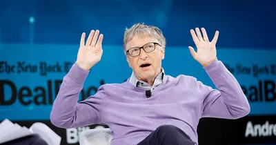 Став старше, я понял: в жизни есть нечто большее, чем работа» — Билл Гейтс  выступил с речью перед выпускниками вузов | Sobaka.ru
