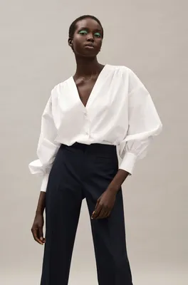 Модные женские блузки 2024-2025 - красивые фасоны, тренды, новинки |  Деловая одежда, Модели, Женские блузки