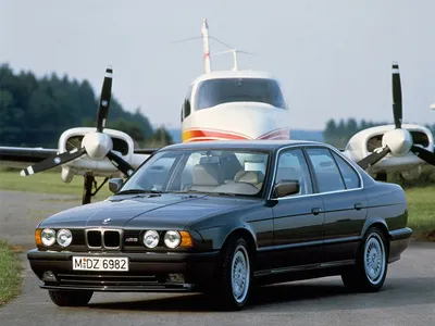 BMW Classic Highlights E34 M5 - BimmerLife