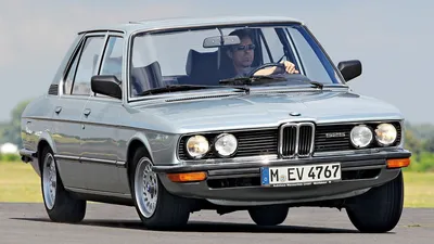 ROAD TEST - 1987 BMW 525E - Classics World