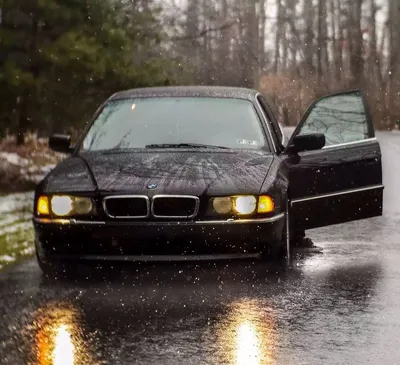 BMW 740 E38 | Серии бмв, Автомобили, Мерседес amg