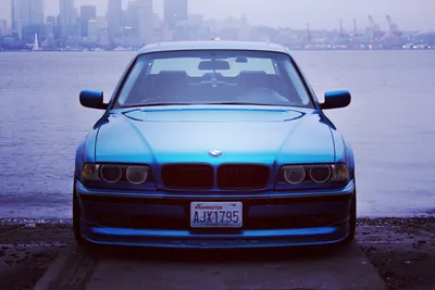 https://auto.goodfon.ru/bmw/wallpaper-download-1536x2048-car-bmw-bmv-bumer-e387-series-e38-6.html