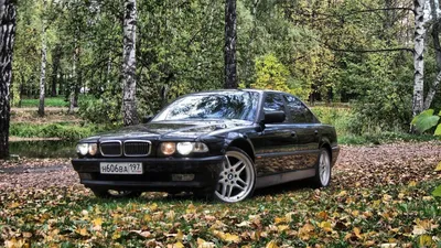 Фотография BMW E38 stance Граффити машина 4631x3087