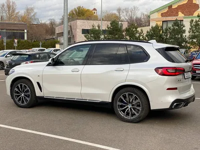 BMW X5 рестайлинг 2023, 2024, джип/suv 5 дв., 4 поколение, G05 технические  характеристики и комплектации