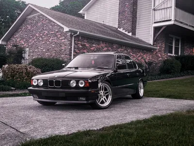 BMW E34 Zender - Lowdaily - Automotive Society