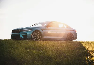 Cool Cars Of Ukraine - BMW M5 F90 (2017) Подробнее про M5 F90 -  https://coolcarsofua.club/cool-ukrainian-cars/autonovelties-in-ukraine/the-real-first-2017- bmw-m5-f90-in-ukraine.html Фото - Артур Скоробогач #News #BMW #M5 #F90  #SpeedYellow #CCOU ...