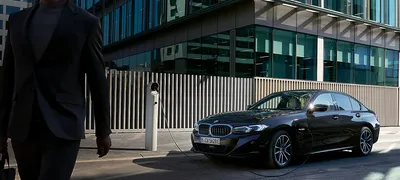 Машина bmw, профессиональное фото, 35…» — создано в Шедевруме