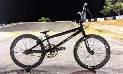 Продавам Bmx на части гр. Варна Възраждане 2 • OLX.bg