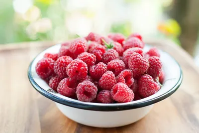 Почему сохнут и гниют ягоды малины | В саду (Огород.ru)