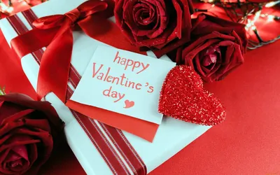 Лучшие поздравления с Днем святого Валентина 2020 в прозе, открытки -  Телеграф