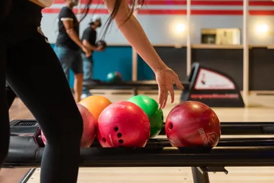 Bowling Tips for Beginners, Capitol Bowl 916-371-42