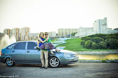 Купить б/у Lada (ВАЗ) Priora I 1.6 MT (98 л.с.) бензин механика в Омске:  чёрный Лада Приора I седан 2012 года на Авто.ру ID 1116001089