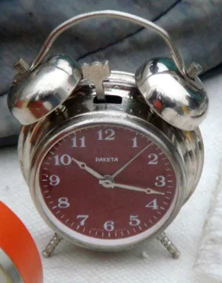 Часы-будильник электронные настольные с календарем и термометром белые (id  110333114), купить в Казахстане, цена на Satu.kz