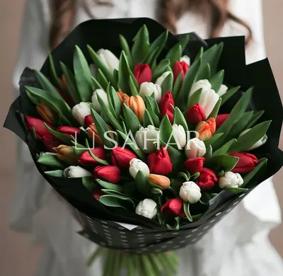 Букет из 30 красных тюльпанов за 4320 ₽ с доставкой по Москве