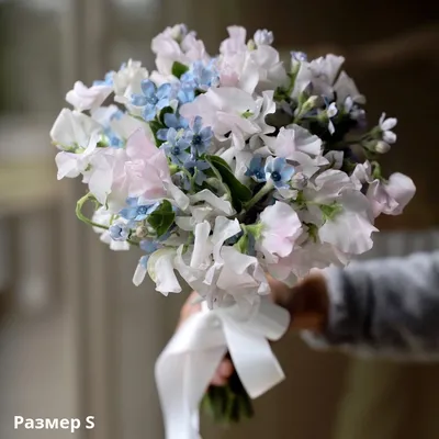 Готовый стильный букет из весенних цветов с пионовидными розами на заказ -  купить в Бердске с доставкой - цена, состав