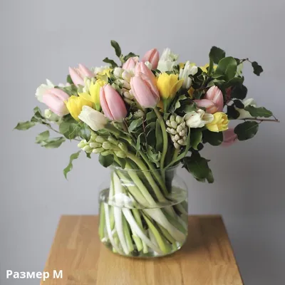 Букеты тюльпанов: заказать с доставкой в Сургуте