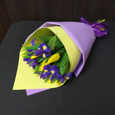 Букет из 51 тюльпана Веритас купить по цене 3199 грн | Украфлора