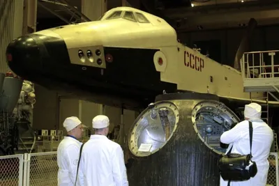 Космический корабль \"Буран\" совершил свой полет 35 лет назад - Российская  газета