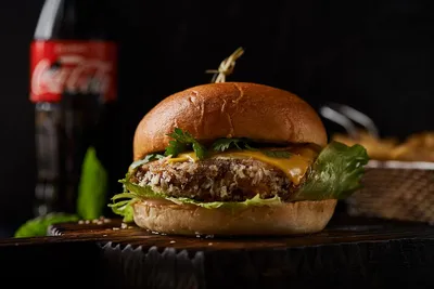 Чикен-Бургер — BurBon Steak Burger Pub