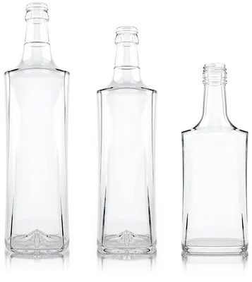 Бутылка водки и рюмка, изолированные на белом :: Стоковая фотография ::  Pixel-Shot Studio