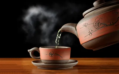 Красная чашка \"Чай на одного\" – заказать на Ярмарке Мастеров – 5GW3DRU |  Кружки и чашки, Санкт-Петербург