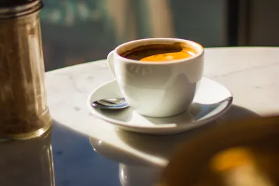 Чашечка кофе, кофейные зерна обои на кухню | Обои на заказ любых размеров  за один день, Кишинев, Молдова
